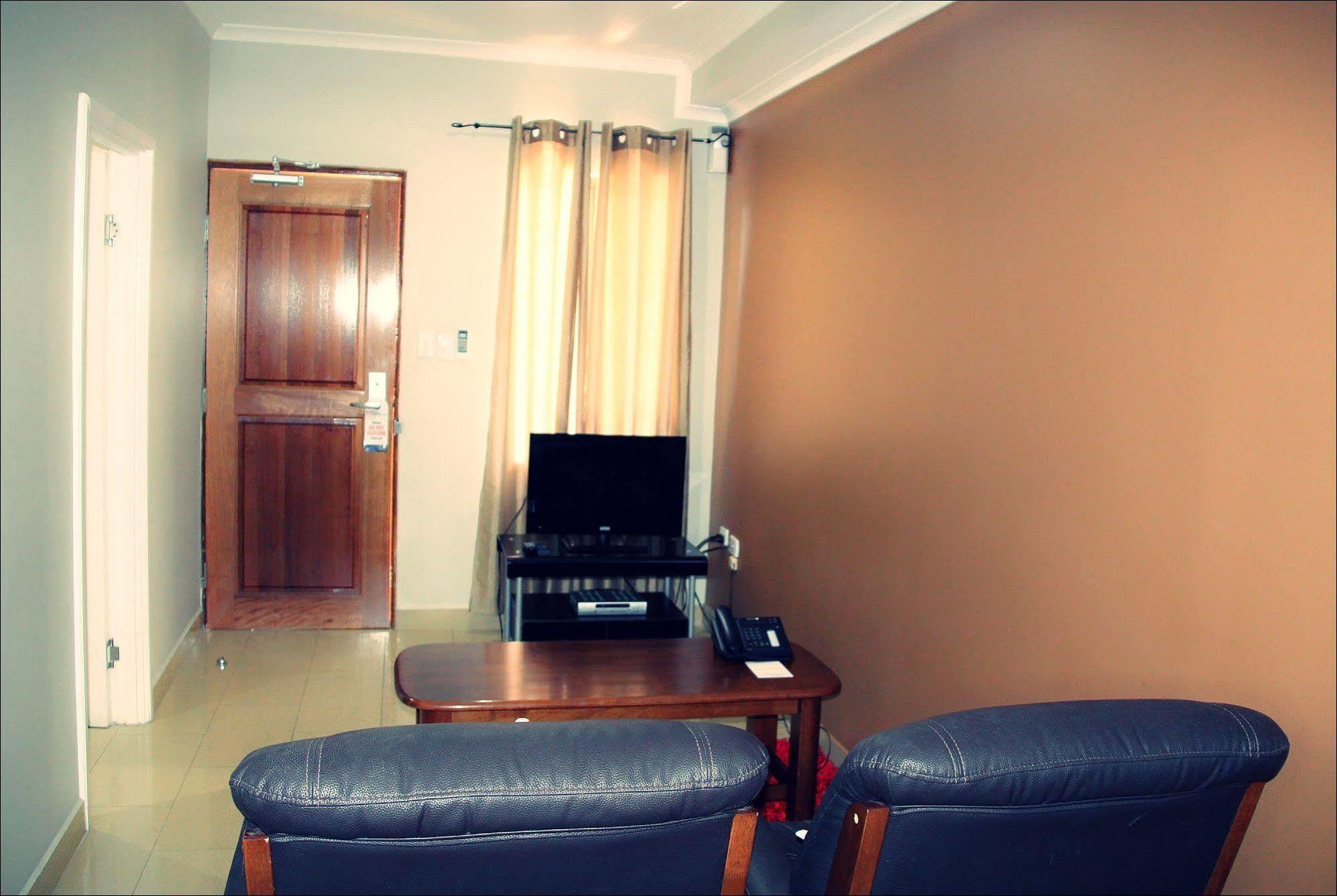 Citi Serviced Apartments And Motel - Korobosea Boroko ภายนอก รูปภาพ
